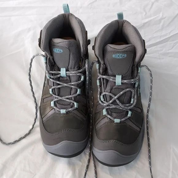 NIB Keen Charcoal and Teal Hiking Boots - Picture 2 of 4